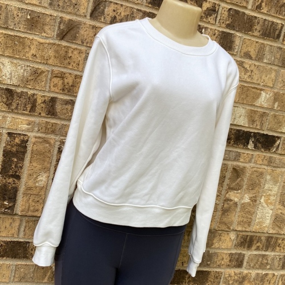 Fabletics Crewneck Size Medium - image 1